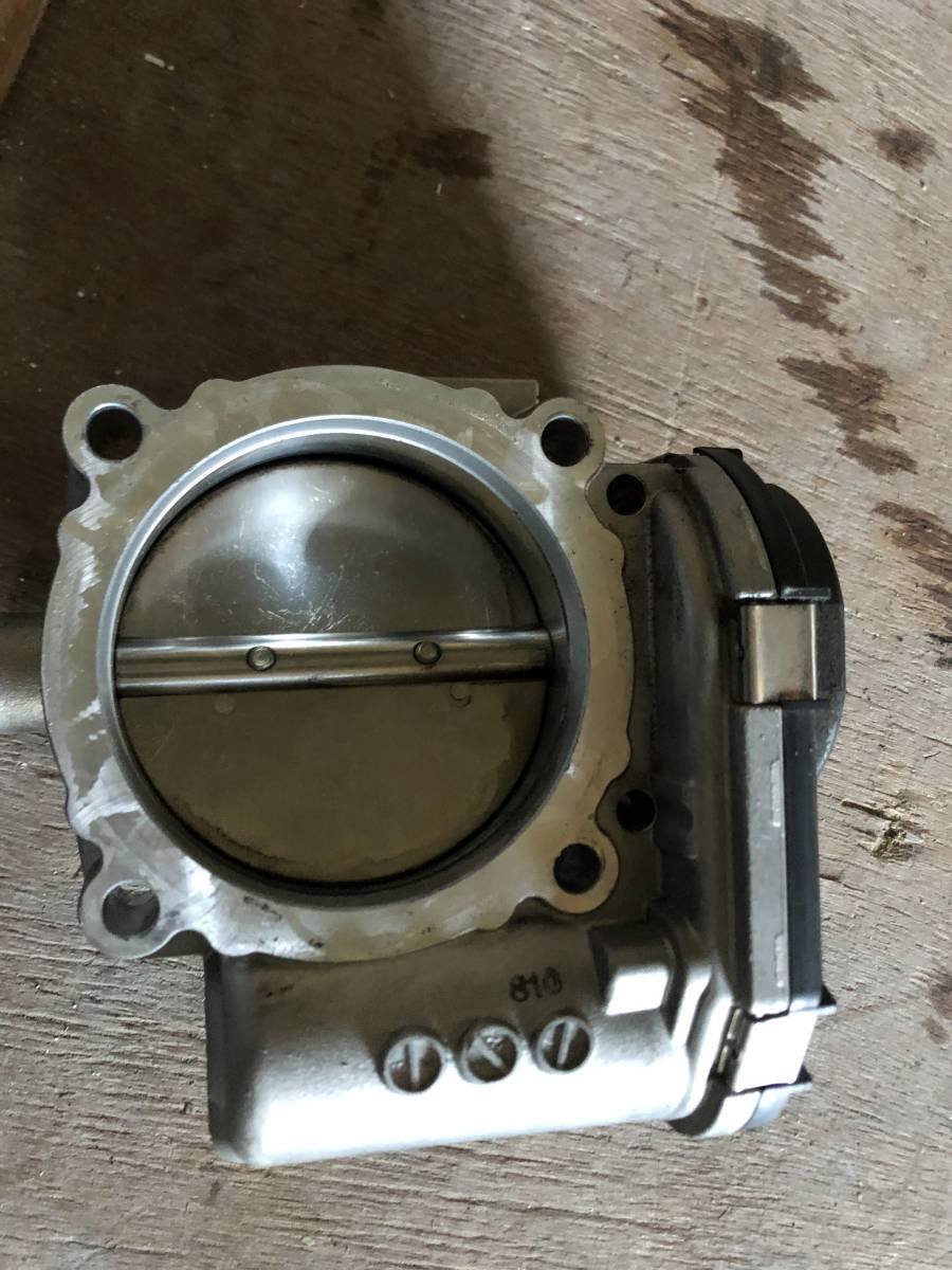 R231　ベンツ　SL 　スロットルボディ
